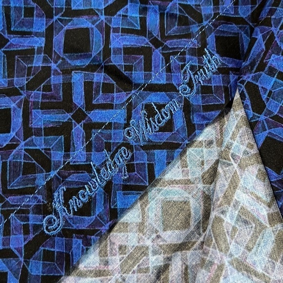 Robert Graham Classic Fit Button Down Size Small - Picture 8 of 11